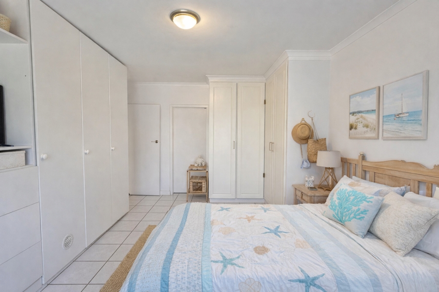 2 Bedroom Property for Sale in Harbour Island Western Cape